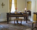 vintage-piano